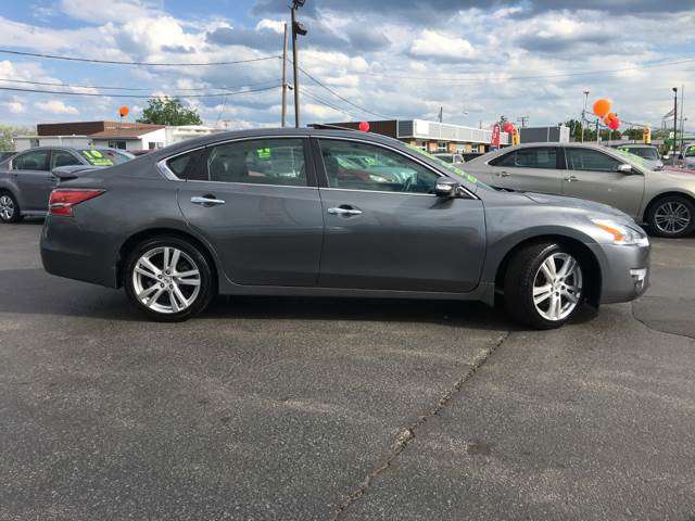2014 Nissan Altima 3.5 SL 4dr Sedan